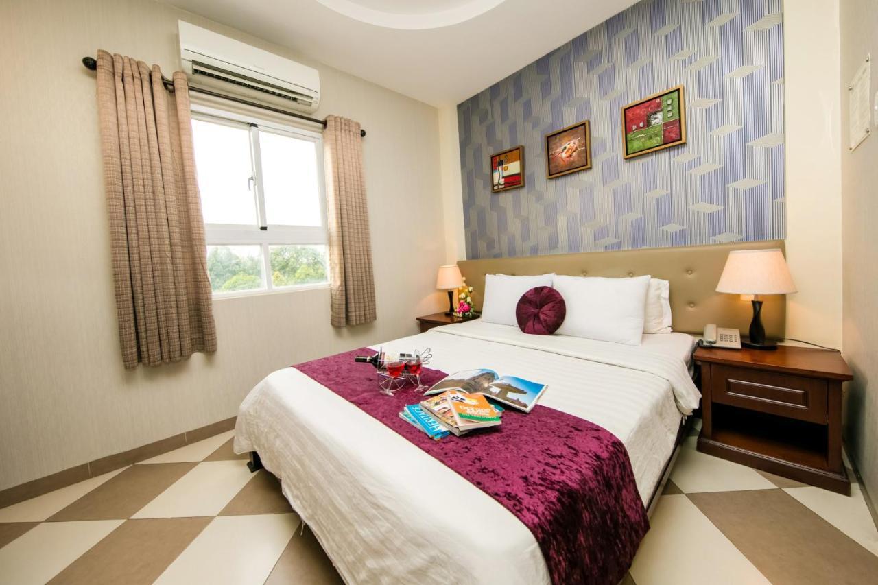 Quy Hung Hotel Central Ho Chi Minh City Exterior photo